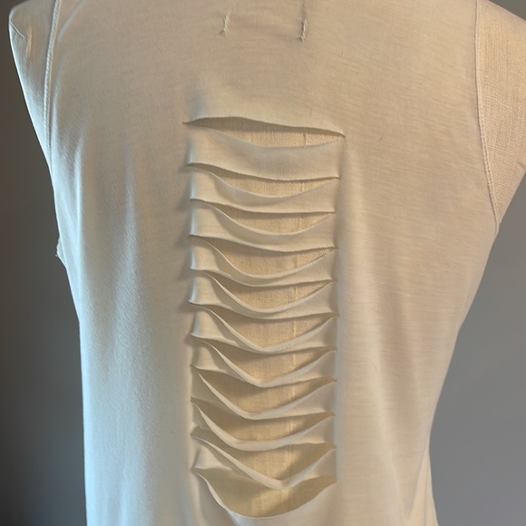 Elephant print women’s tank top beaded fringe V hemline / sliced back trendy SM - Picture 5 of 8